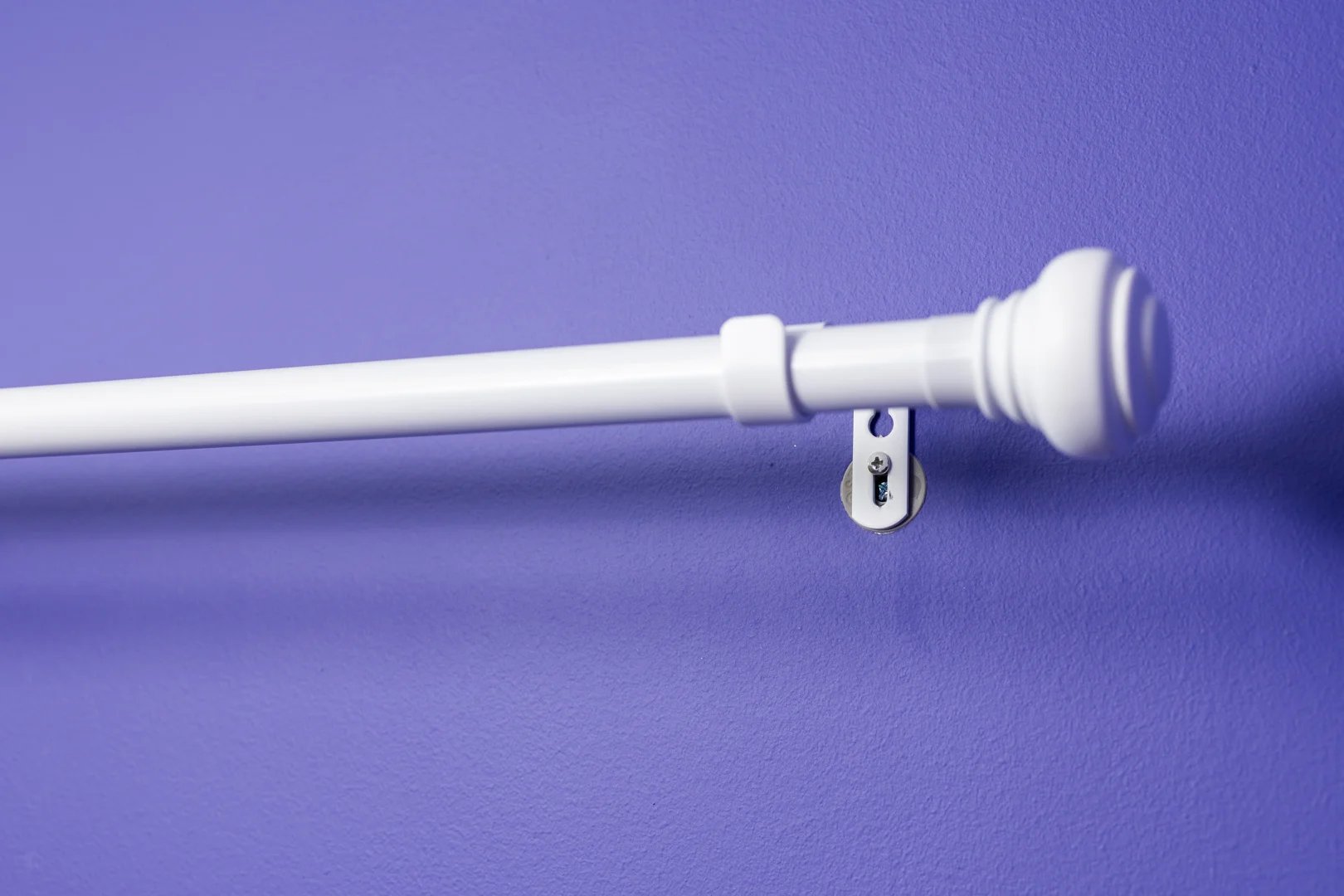 failed plastic drywall anchor pullout blowout