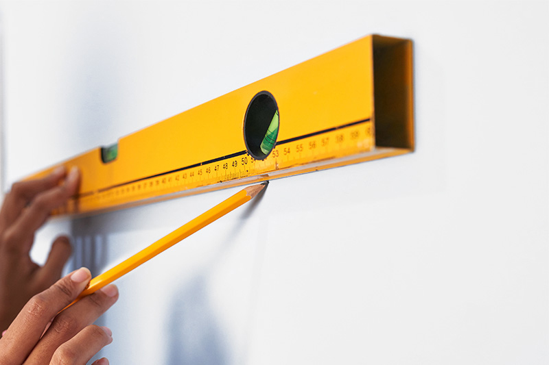 One Simple Way to Install a TV Mount Without Studs