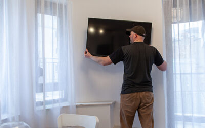 The Cheapest Ways to Install a TV Without Studs
