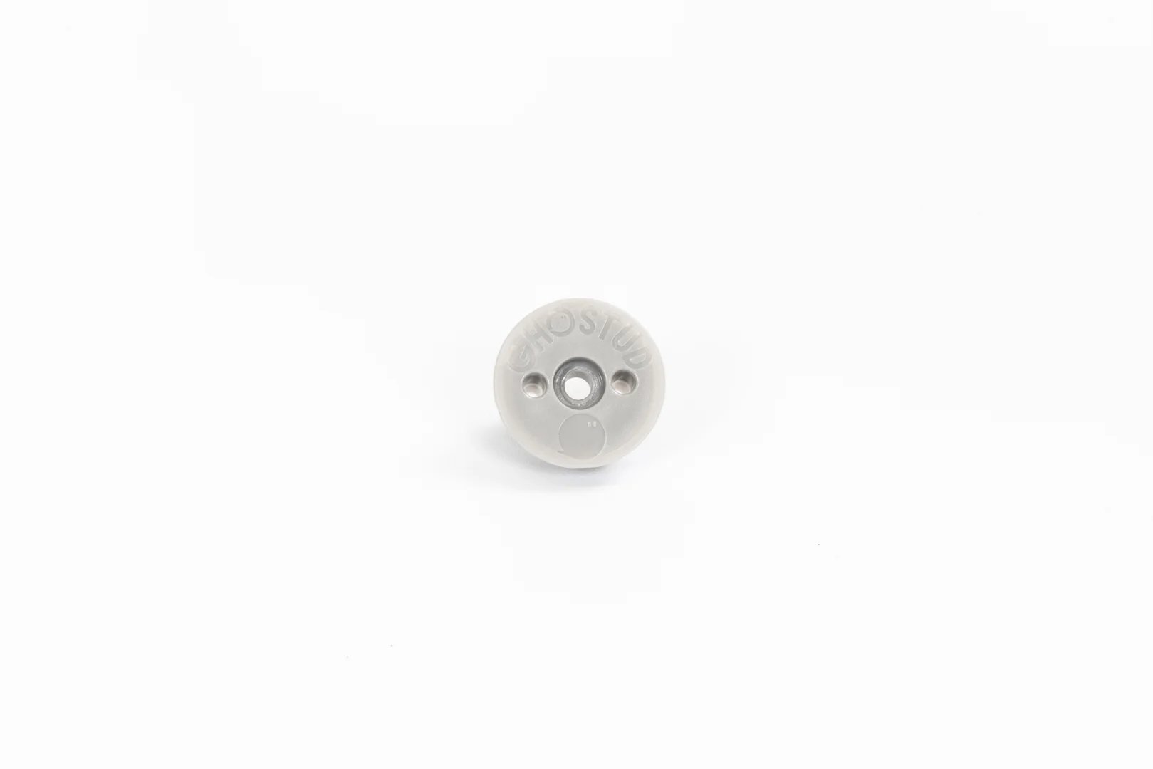 a-comprehensive-guide-to-innovative-ghost-anchor-drywall-mounting-solutions-image ghost anchor hardware mechanics on drywall substrate
